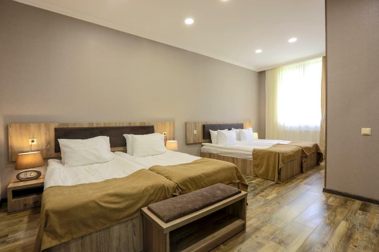 Suntower Hotel Mestia Exterior photo